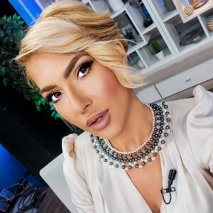 Jovana Jeremić: "Doktor nauka sam u tome da ljude vratim na fabrička podešavanja"